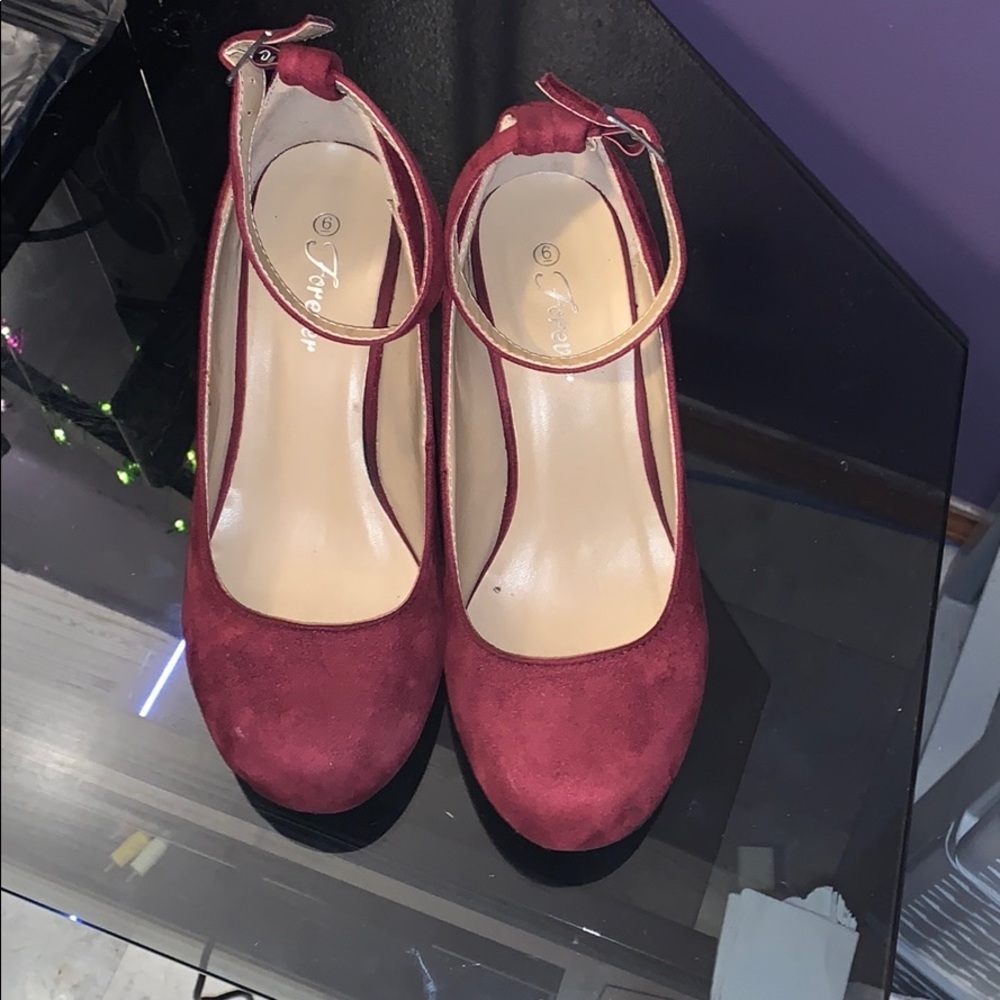 Wine colored strapped chunky heel.